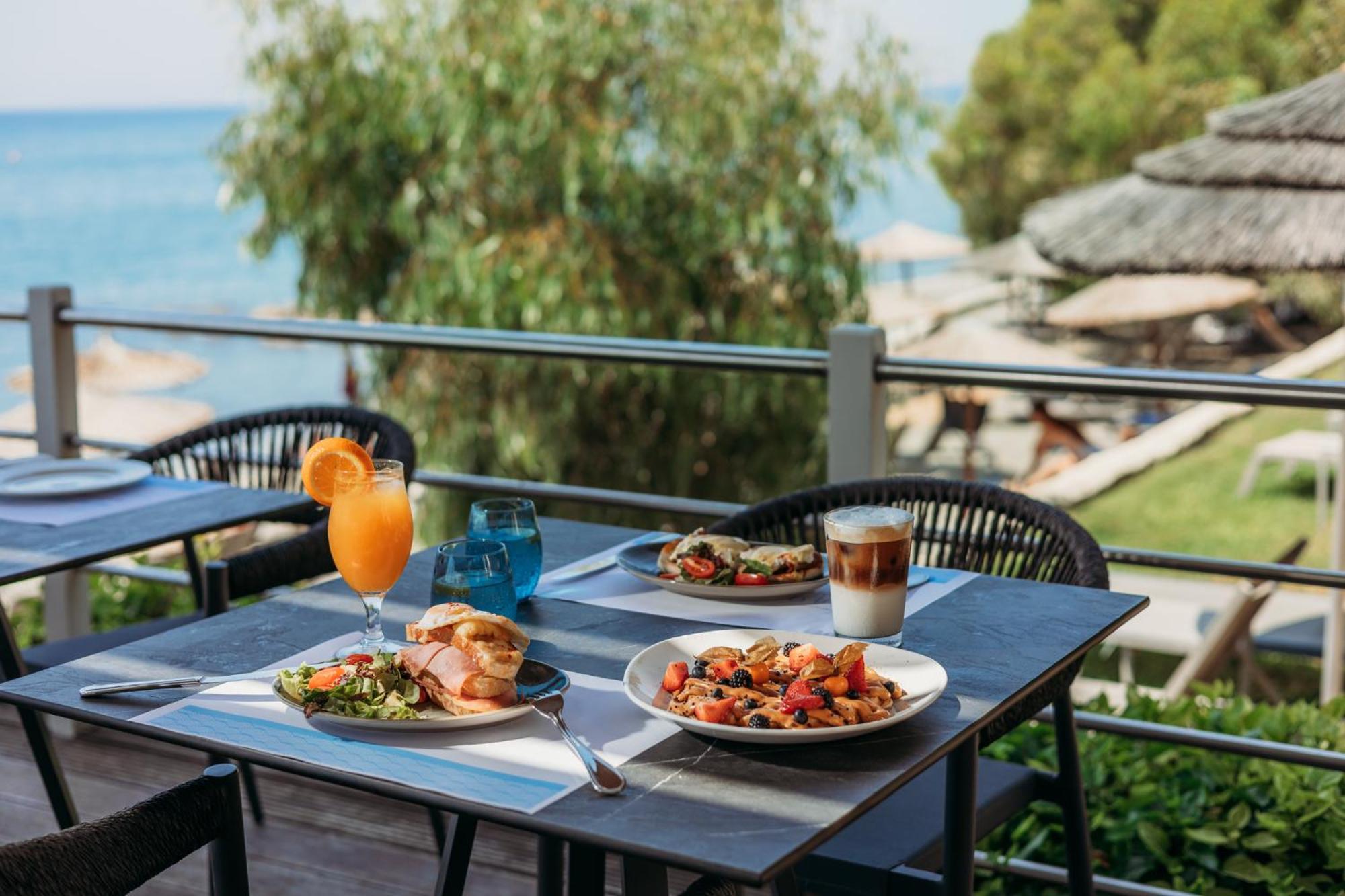 Hotel Atlantica Bay - Adults Only Limassol Zewnętrze zdjęcie